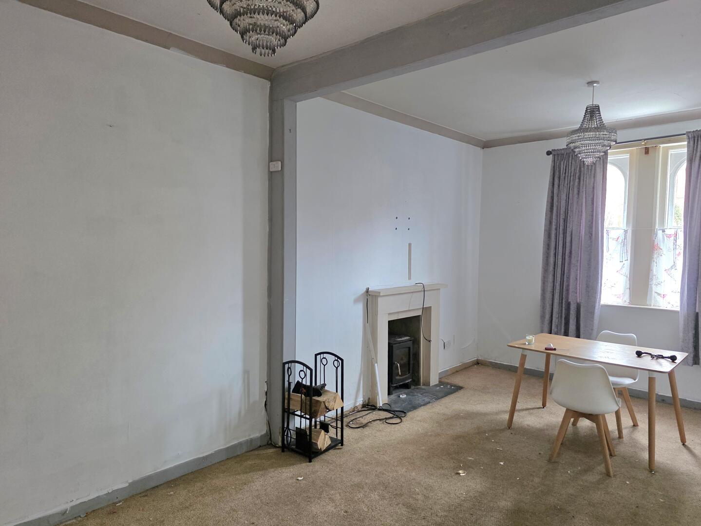 3 bed property in Camp Road, Freshwater